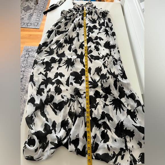 Feminine Boutique Maxi Dress - Picture 12 of 15